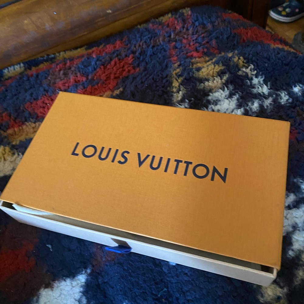 Louis Vuitton wallet box